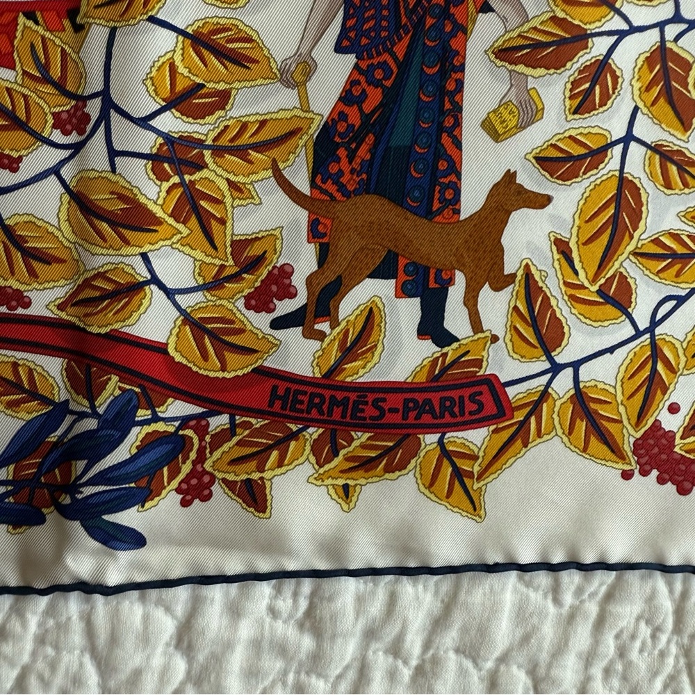 Hermès La Promenade de Platon Silk Scarf 90cm Marine Red w/ Box & Extras - Picture 9 of 12